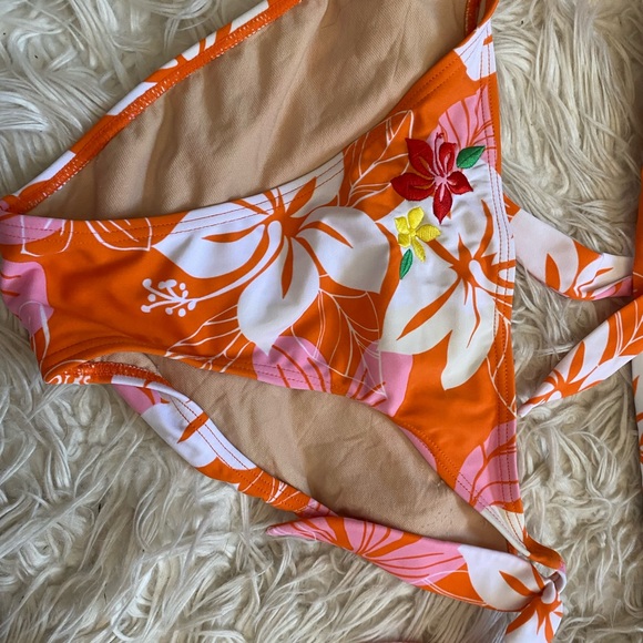 NO BOUNDARIES KIDS girls floral tropical bikini size medium gold condition! - Picture 6 of 13